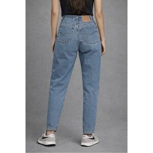 Vintage 90s Levis 550 Relaxed Fit Tapered Leg Denim Jeans Womens 8 Medium Wash